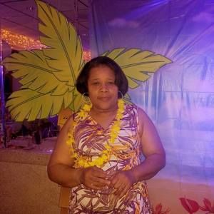 Meet your Posher, G-ma